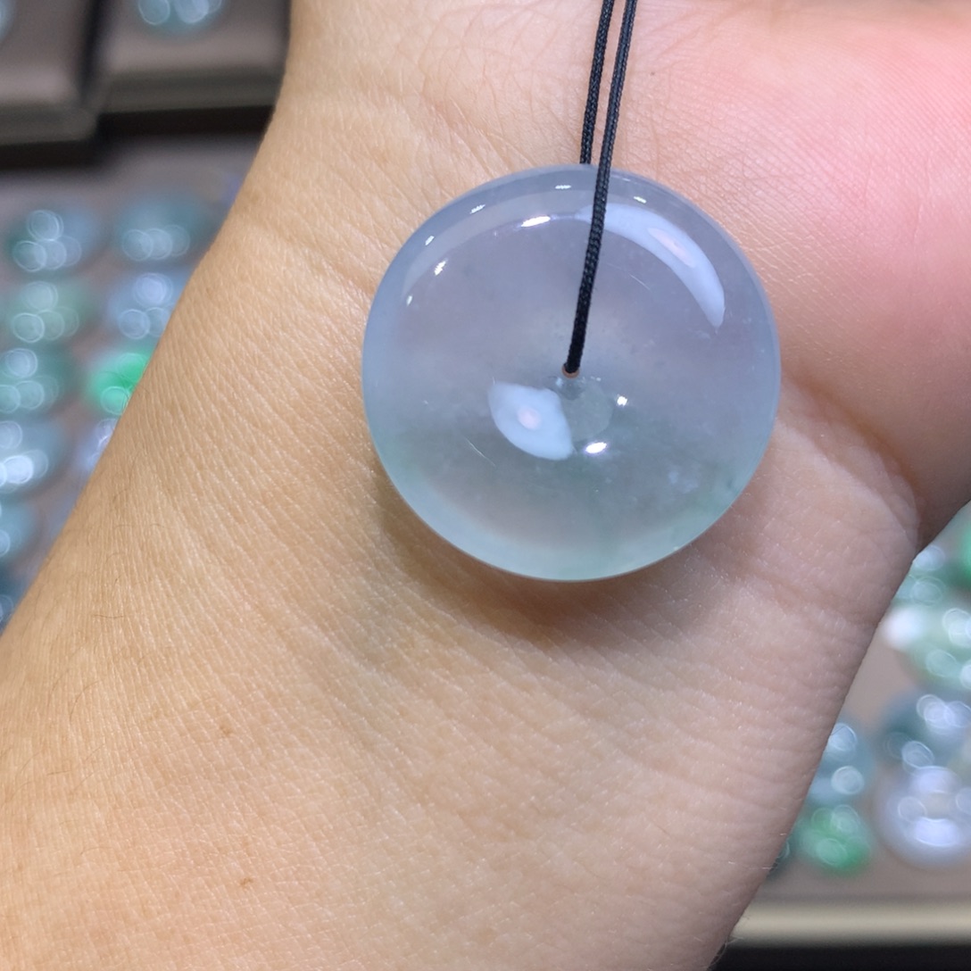 翡翠未镶嵌颈饰平安扣22.6*6