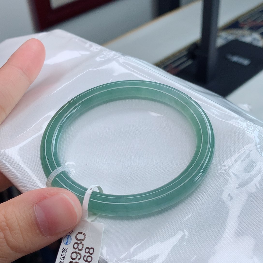 翡翠手镯未镶嵌4号