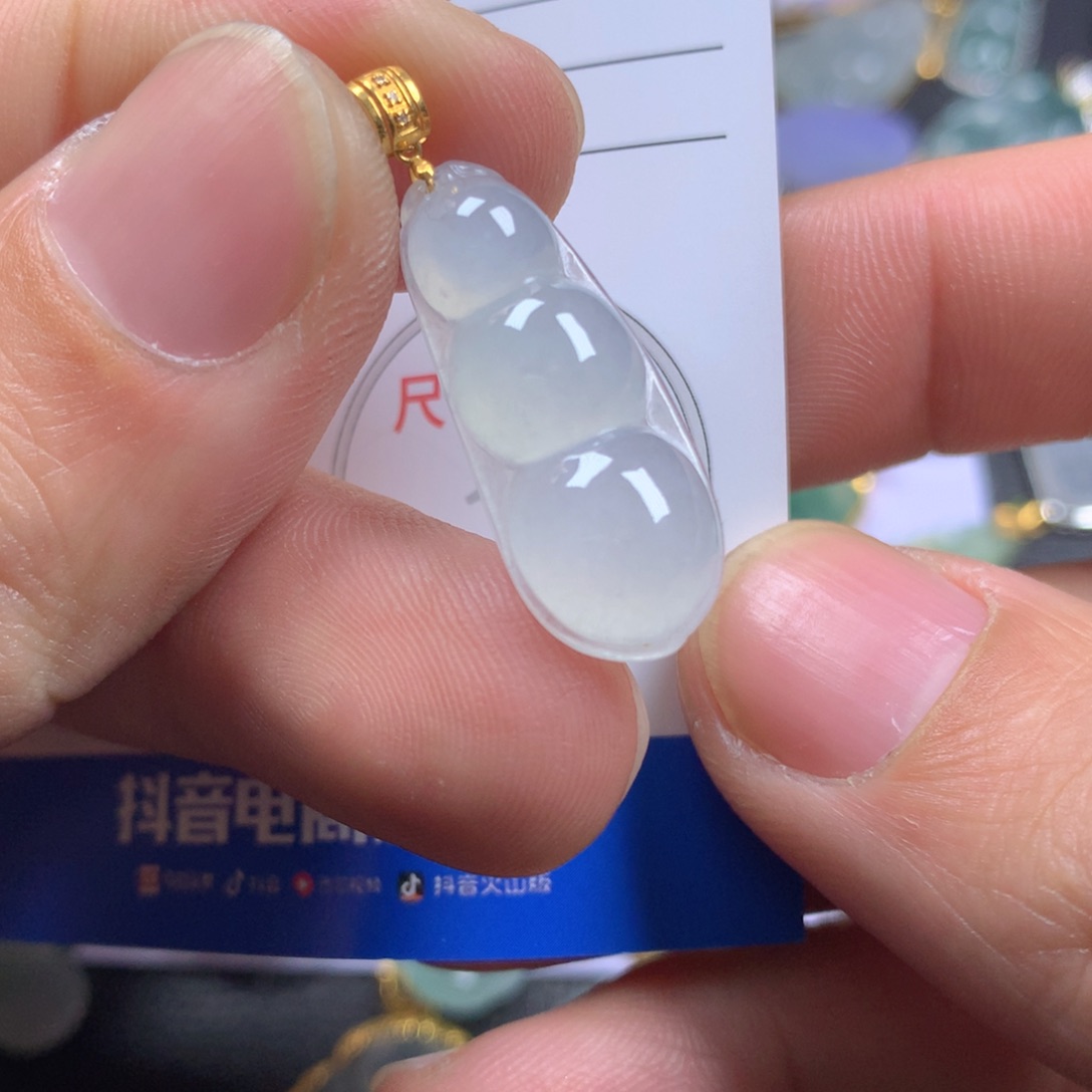 【闪购商品】翡翠颈饰18K金镶嵌翡翠