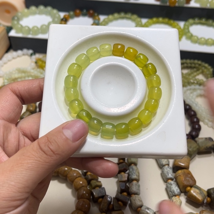 蛇纹石玉未镶嵌手链卡10