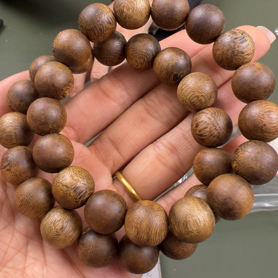 沉香手串海南老白棋卡1.3/13g单圈多样性发一