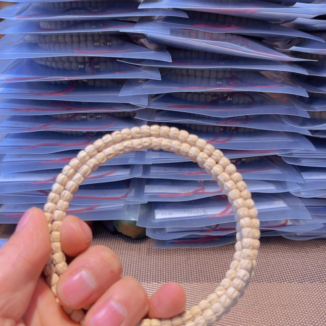 柏香籽/百香籽吊坠仅*~