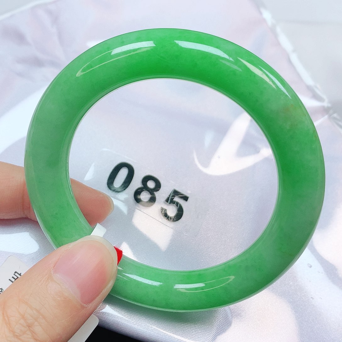 未镶嵌手镯翡翠抖音085