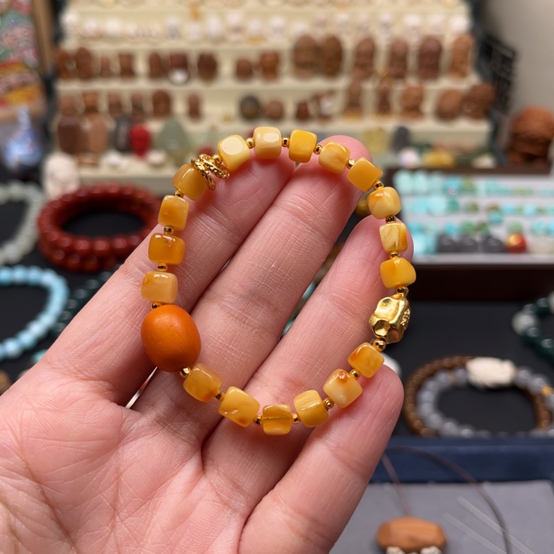 蜜蜡手串未镶嵌单圈手串