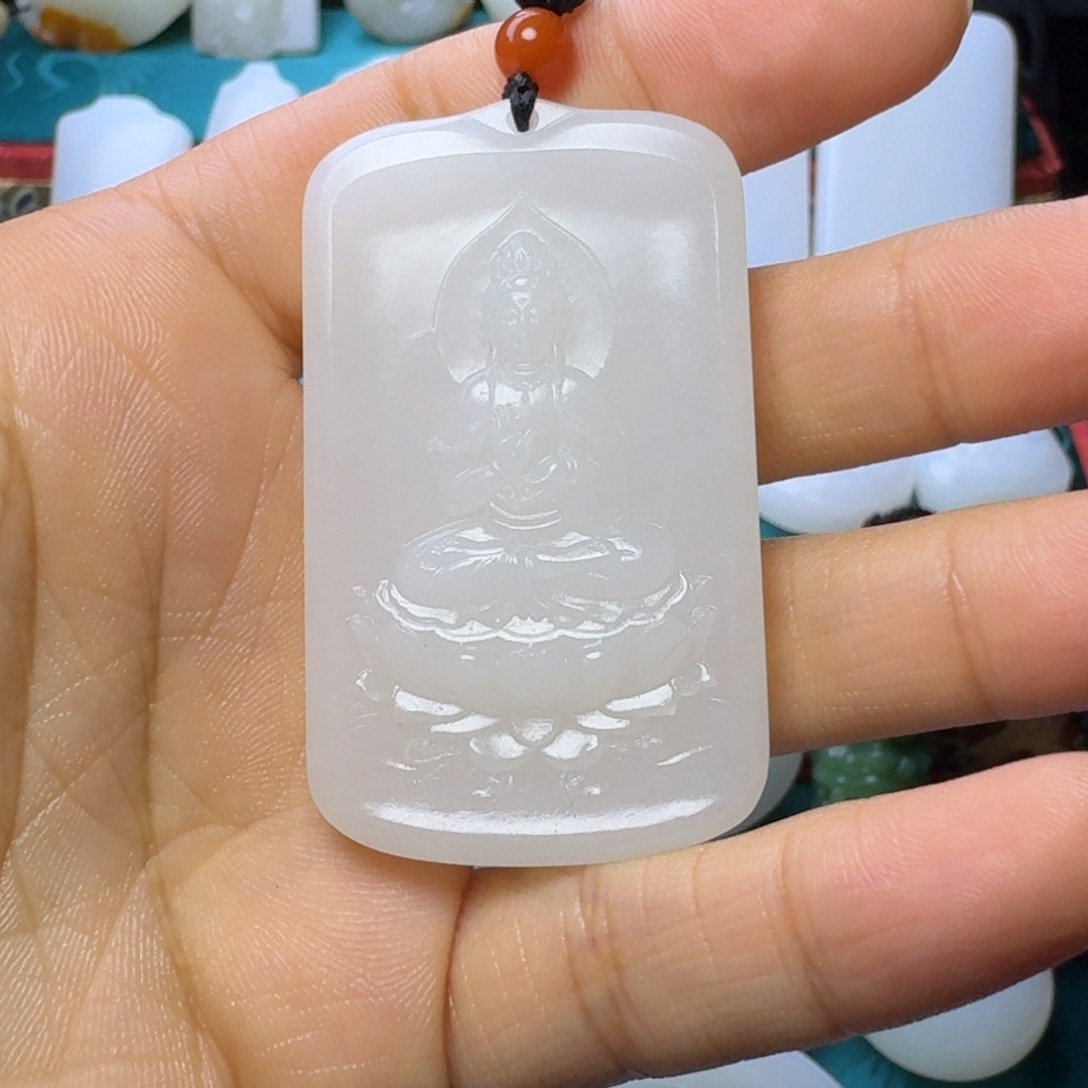 和田玉颈饰未镶嵌?****?