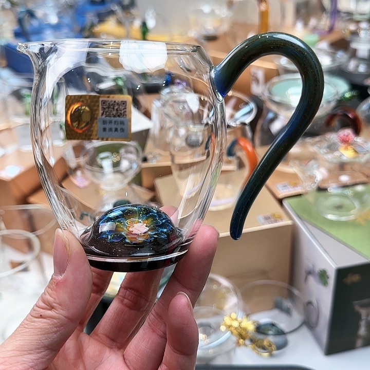 禾器怡然芙韵公道杯