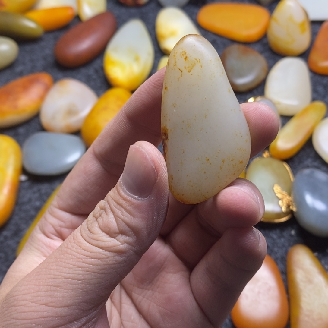 【闪购商品】和田玉颈饰未镶嵌