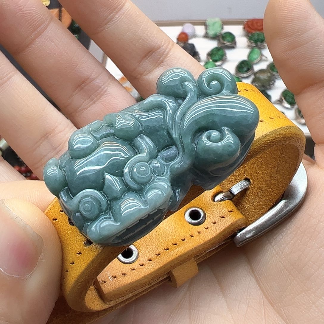 翡翠戒指未镶嵌伊*