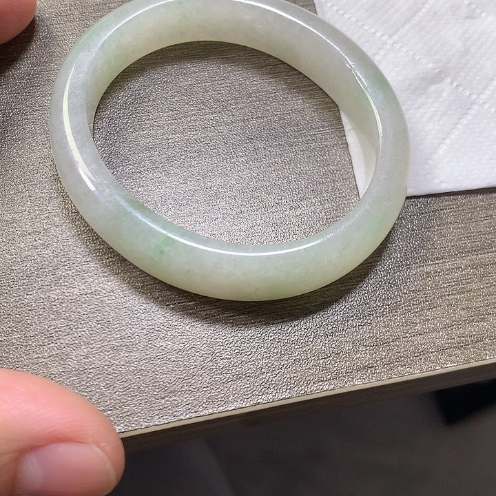 翡翠颈饰未镶嵌53.5贵妃 有瑕疵