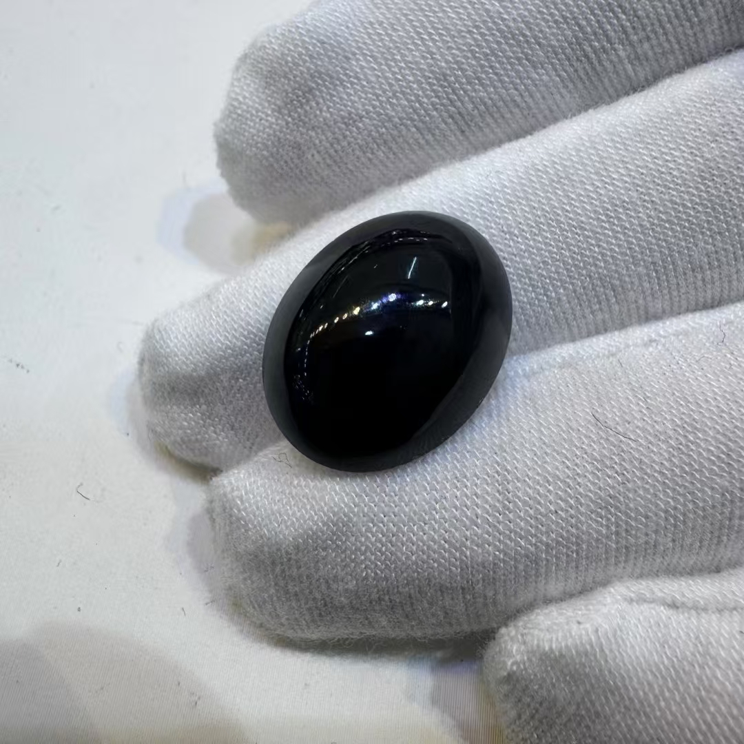 天然缅甸翡翠墨翠大蛋面界面