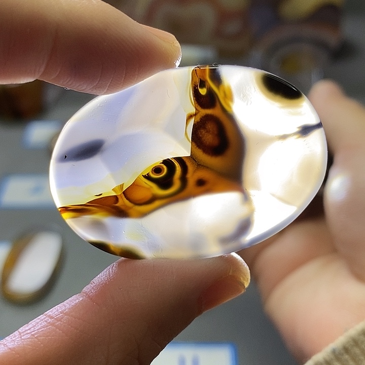 玛瑙/玉髓未镶嵌珠宝半成品95