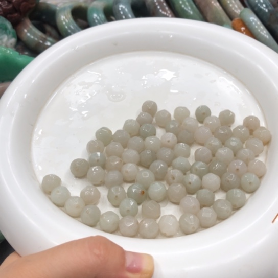 未镶嵌石英质玉珠宝半成品6