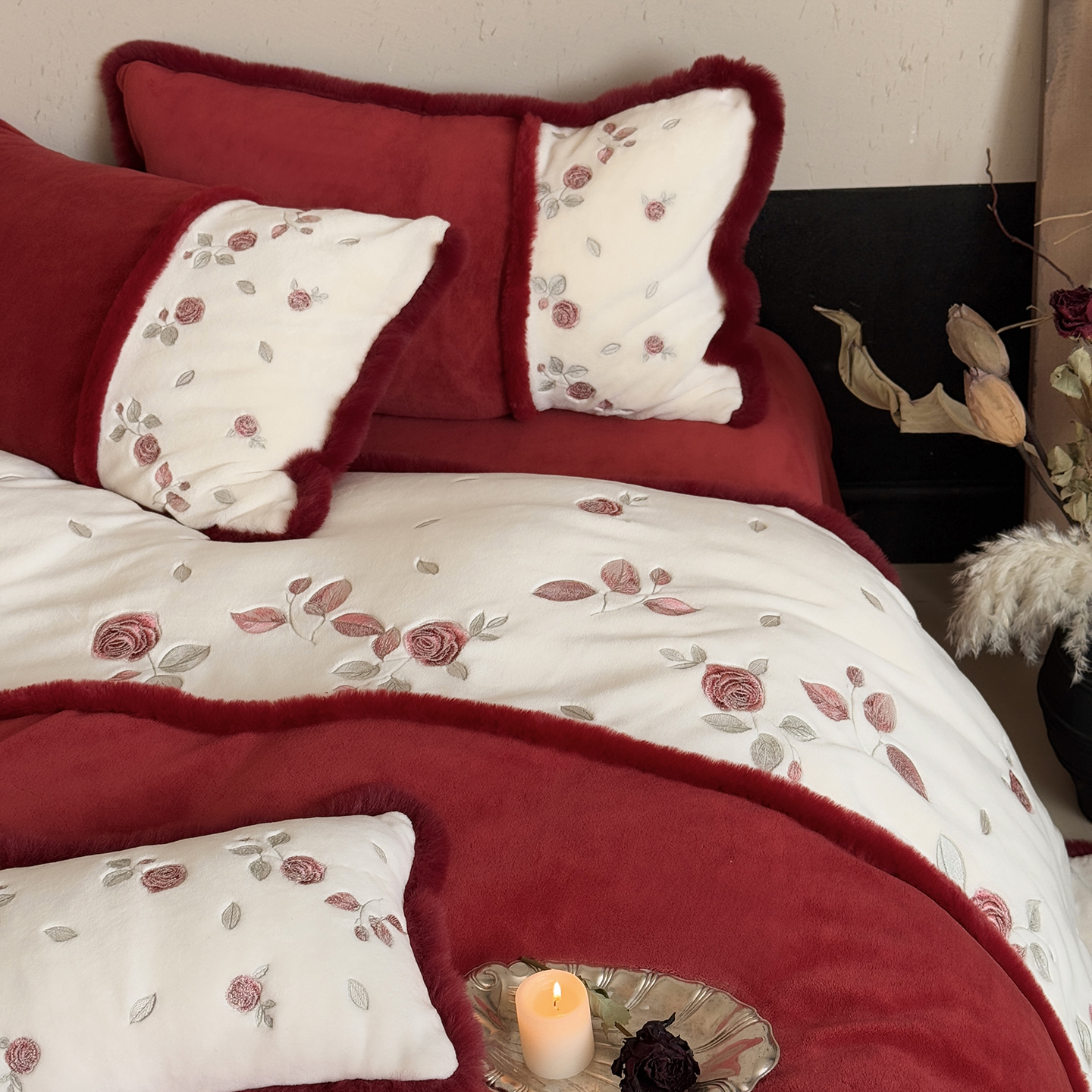 新中式婚庆高克重秋冬季加厚牛奶绒床上四件套高档玫瑰花刺绣被套