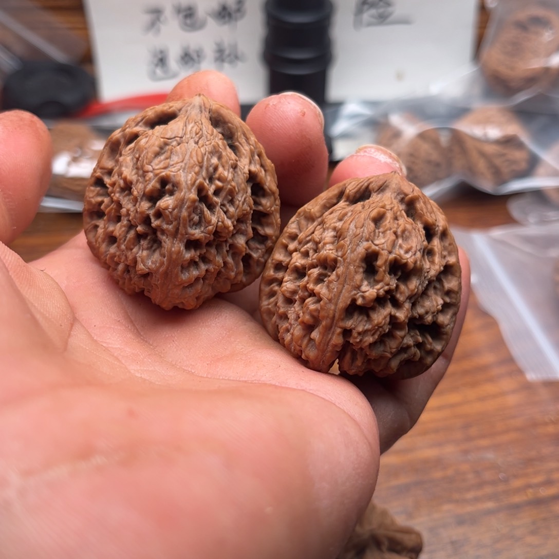 文玩核桃把件南疆