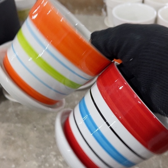 多年绿植陶瓷花盆9.9包邮，有孔