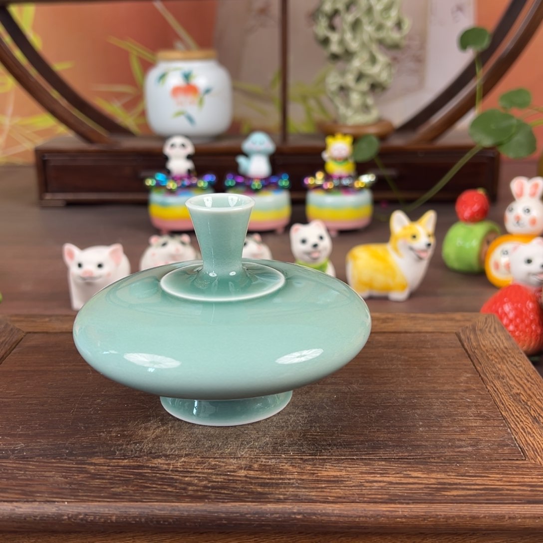 摆件一**变景德镇的历史是从