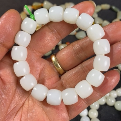 和田玉（糖玉）未镶嵌戒指