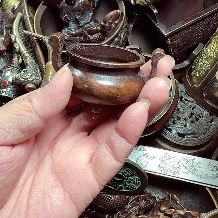 铜器摆件收收藏藏