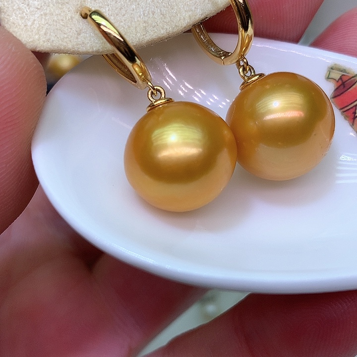 银S925镶嵌耳饰淡水珍珠