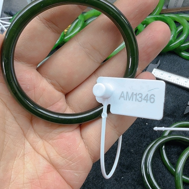 和田玉（碧玉）手镯未镶嵌59