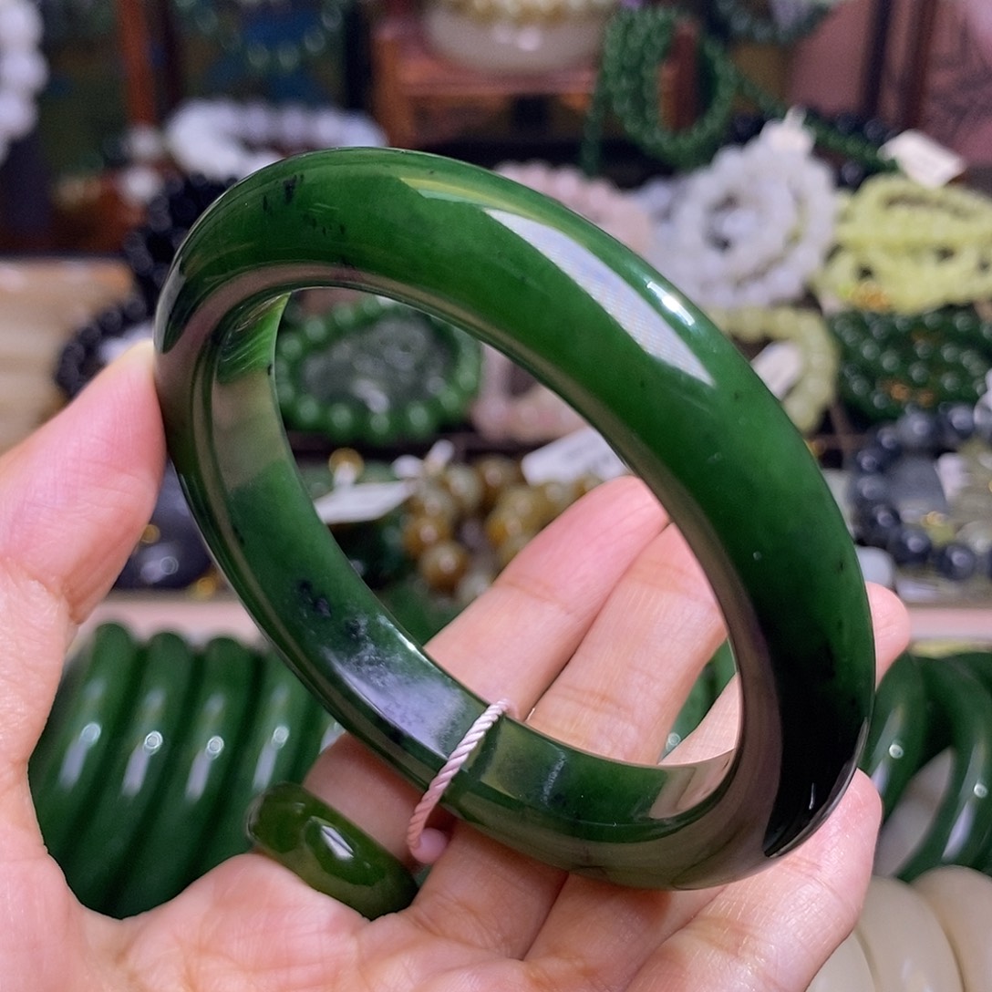 和田玉未镶嵌颈饰57碧玉满色满绿老矿料手镯