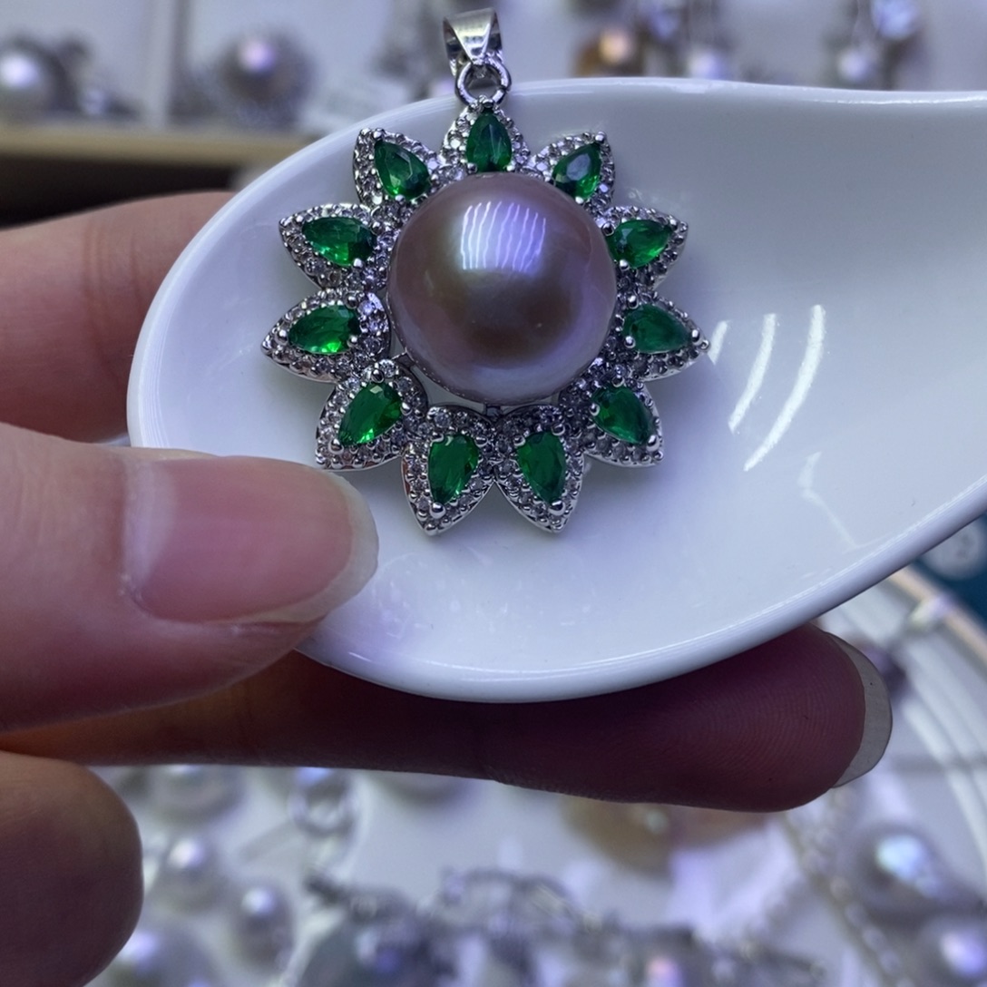 淡水珍珠吊坠(不含链)合金爱****喵