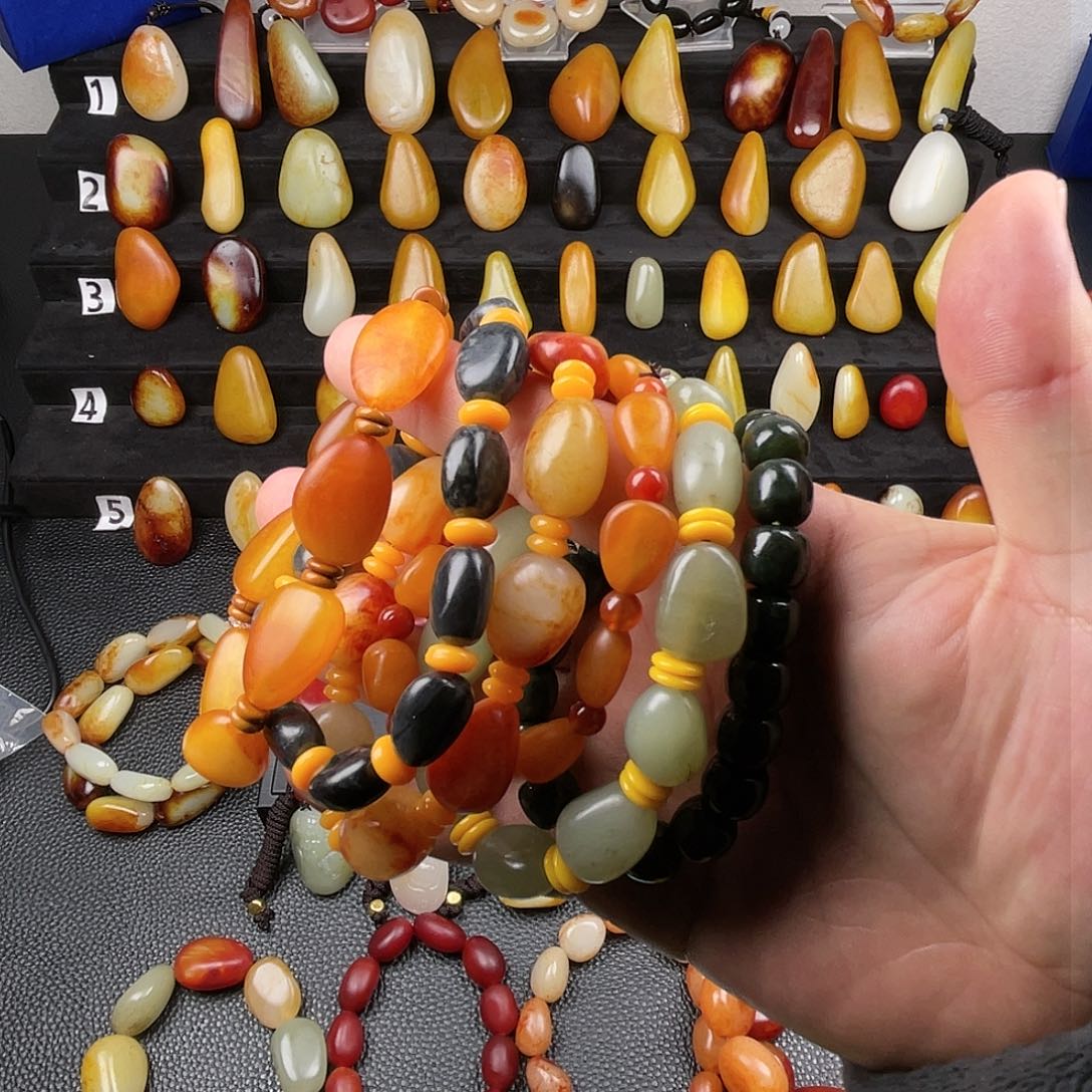 和田玉吊坠(赠链)未镶嵌6选1