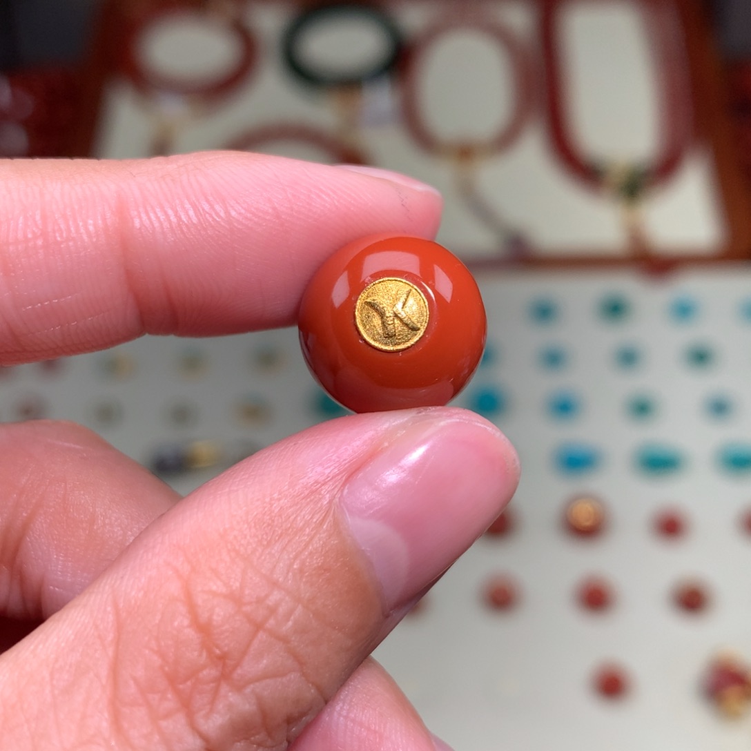 南红玛瑙颈饰未镶嵌
