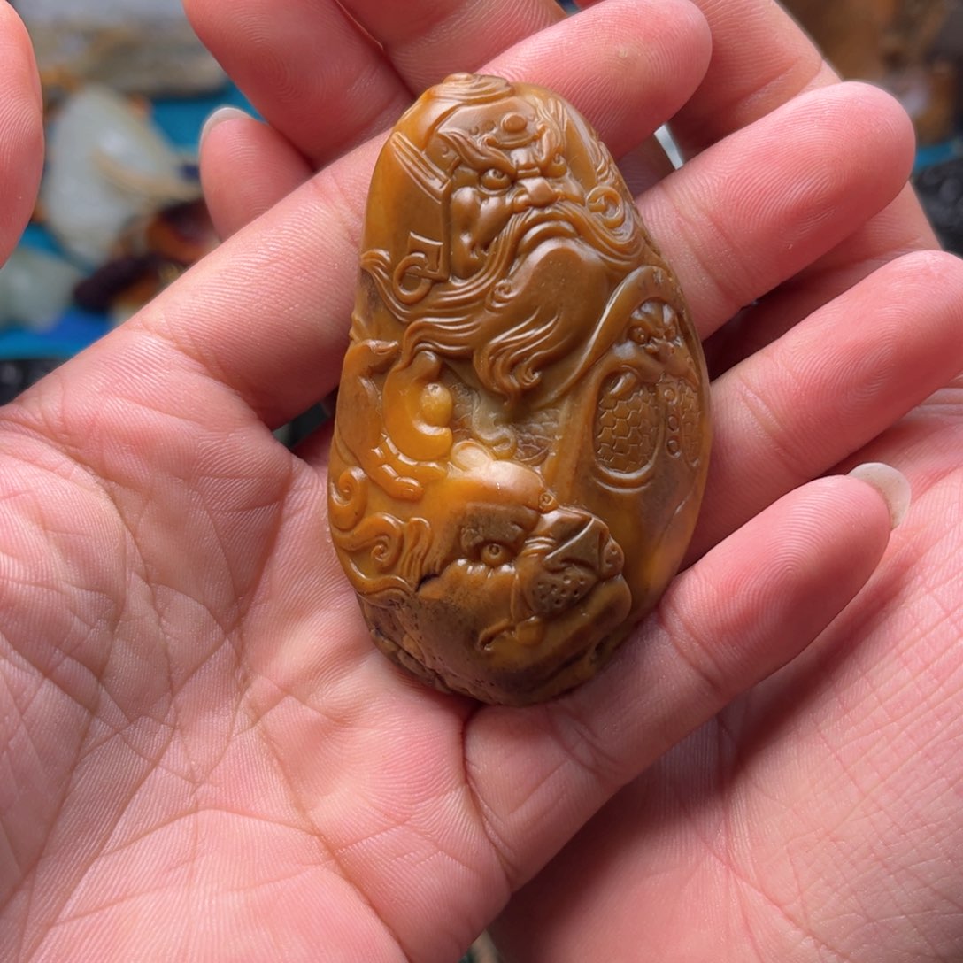 和田玉挂件未镶嵌笨***息