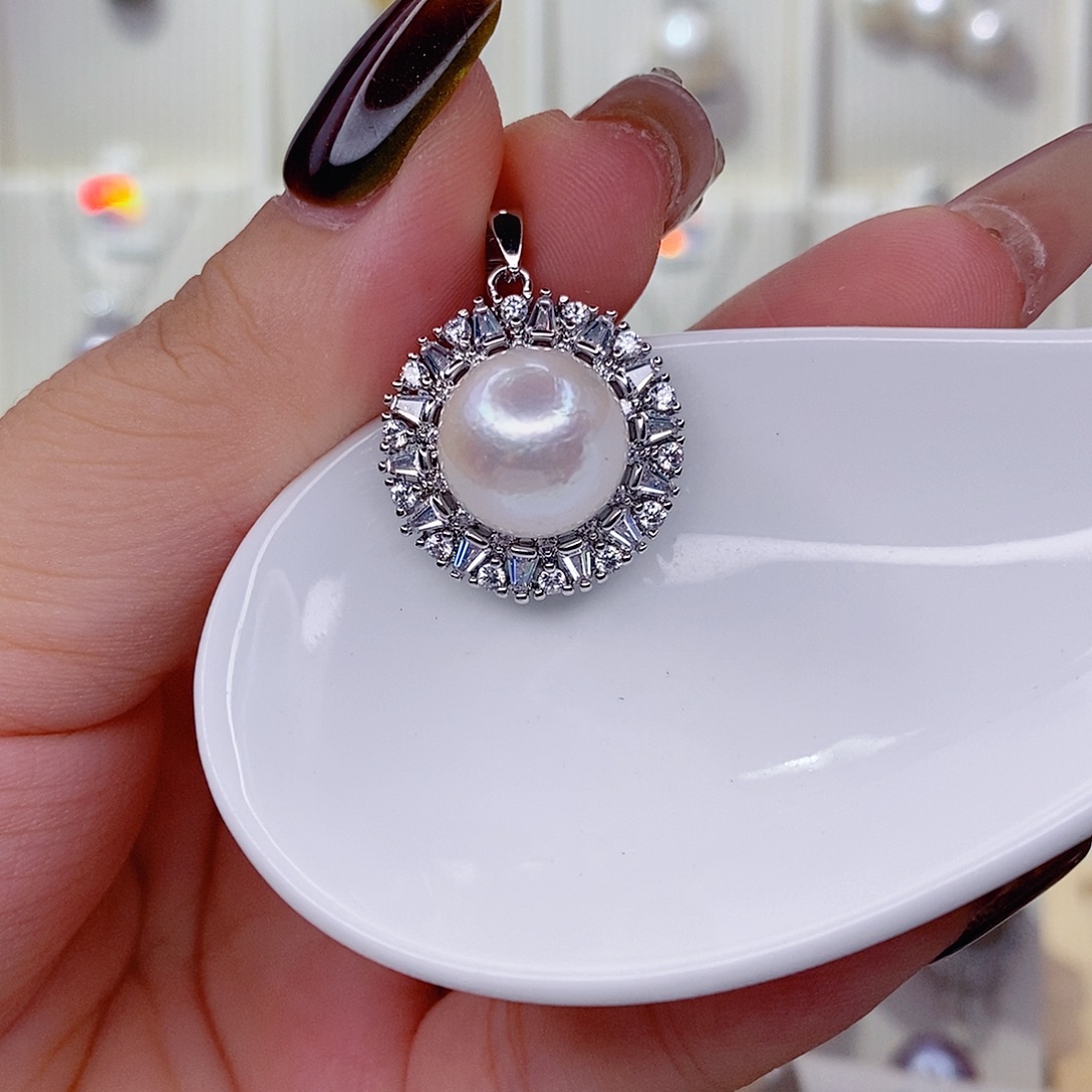 吊坠(赠链)未镶嵌淡水珍珠