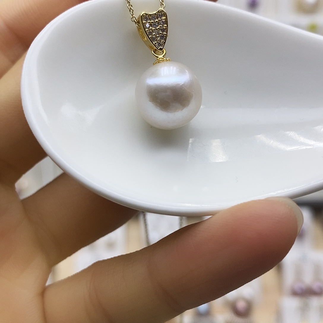 淡水珍珠颈饰合金