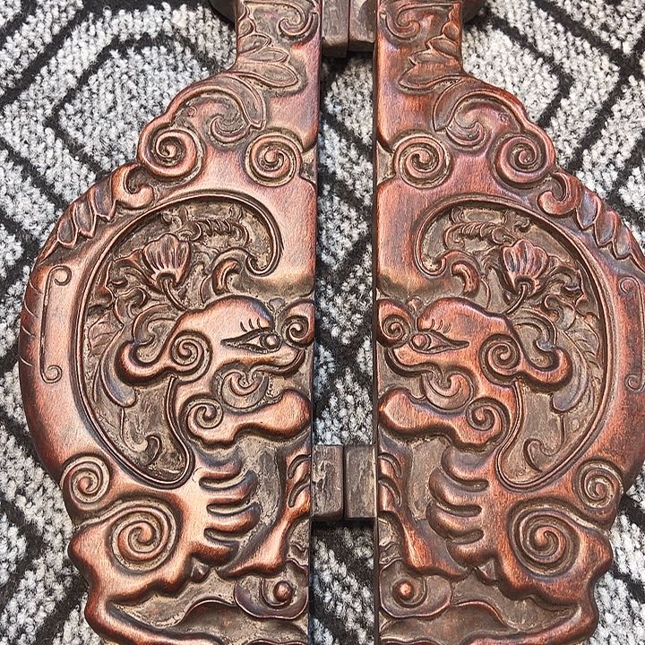 楠木……………………………………………………