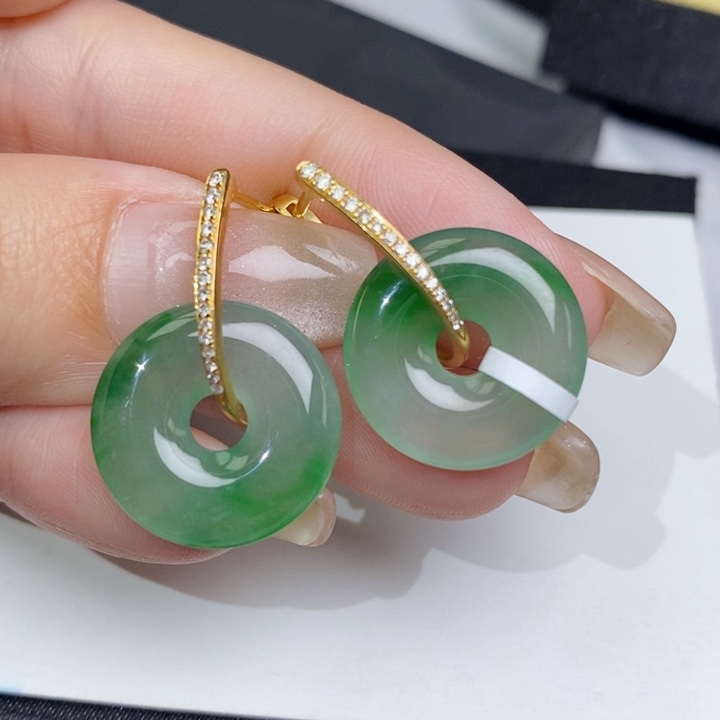 翡翠18K金镶嵌耳饰甜甜圈