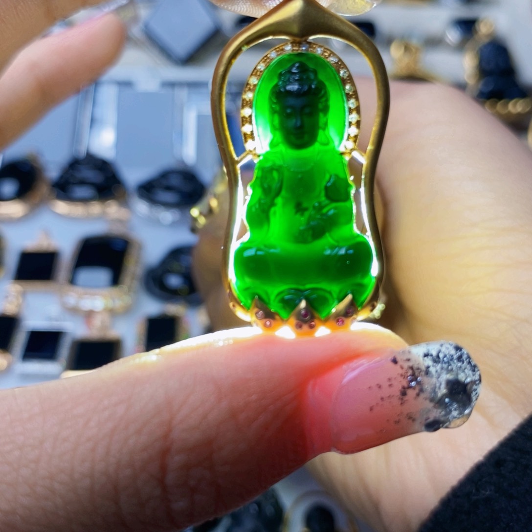 定制翡翠18K金镶嵌墨翠观音，年底清货价