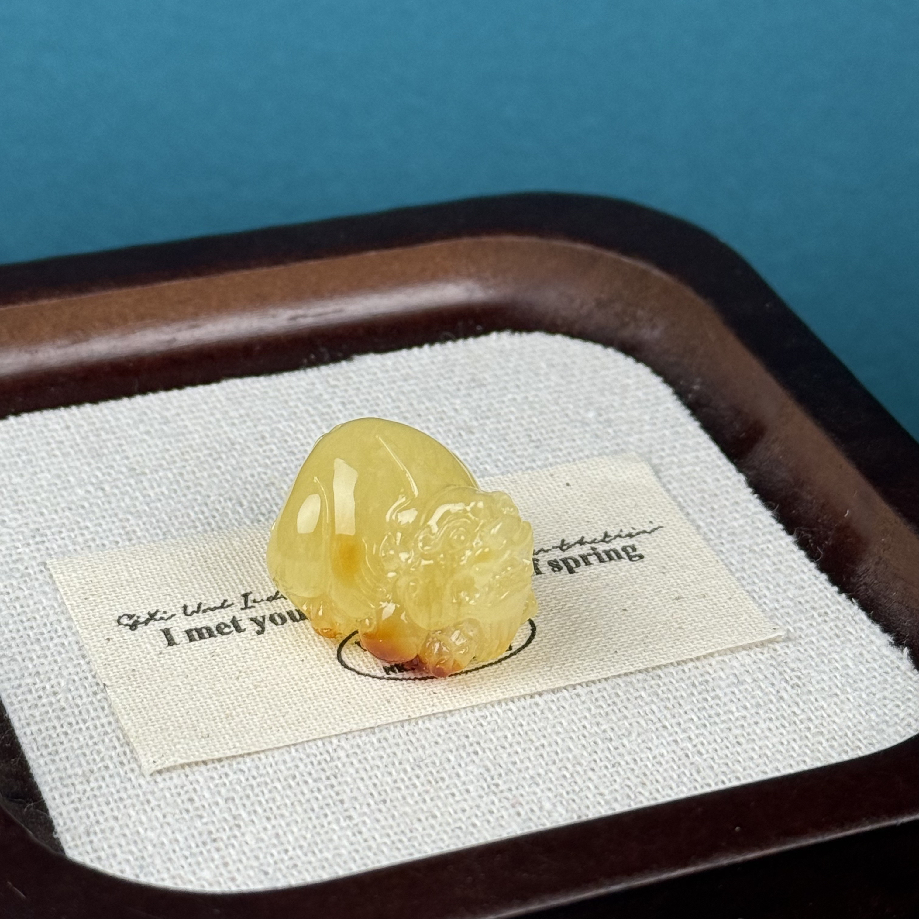 Y7194天然原矿蜜蜡 雕刻貔貅 20*23.9*16mm支持复检假一罚十