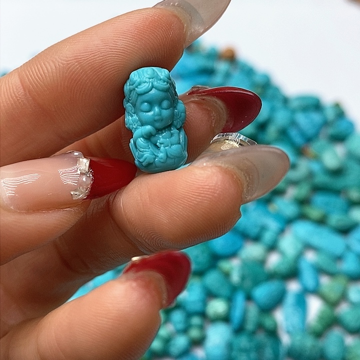 绿松石颈饰未镶嵌