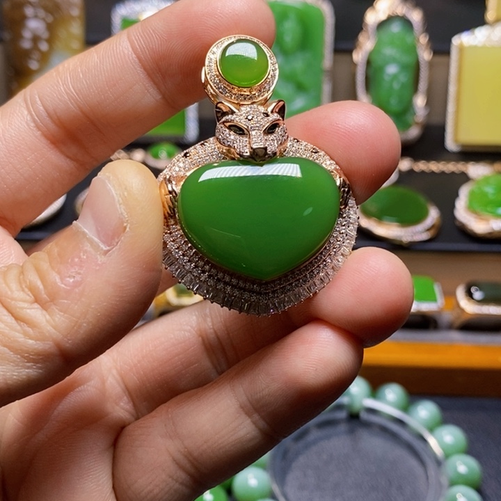 吊坠(不含链)18K金镶嵌和田玉青****号