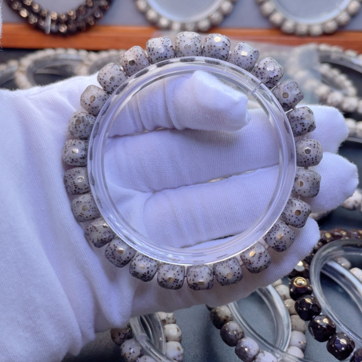 【闪购商品】星月菩提手串满钉糯冰无相