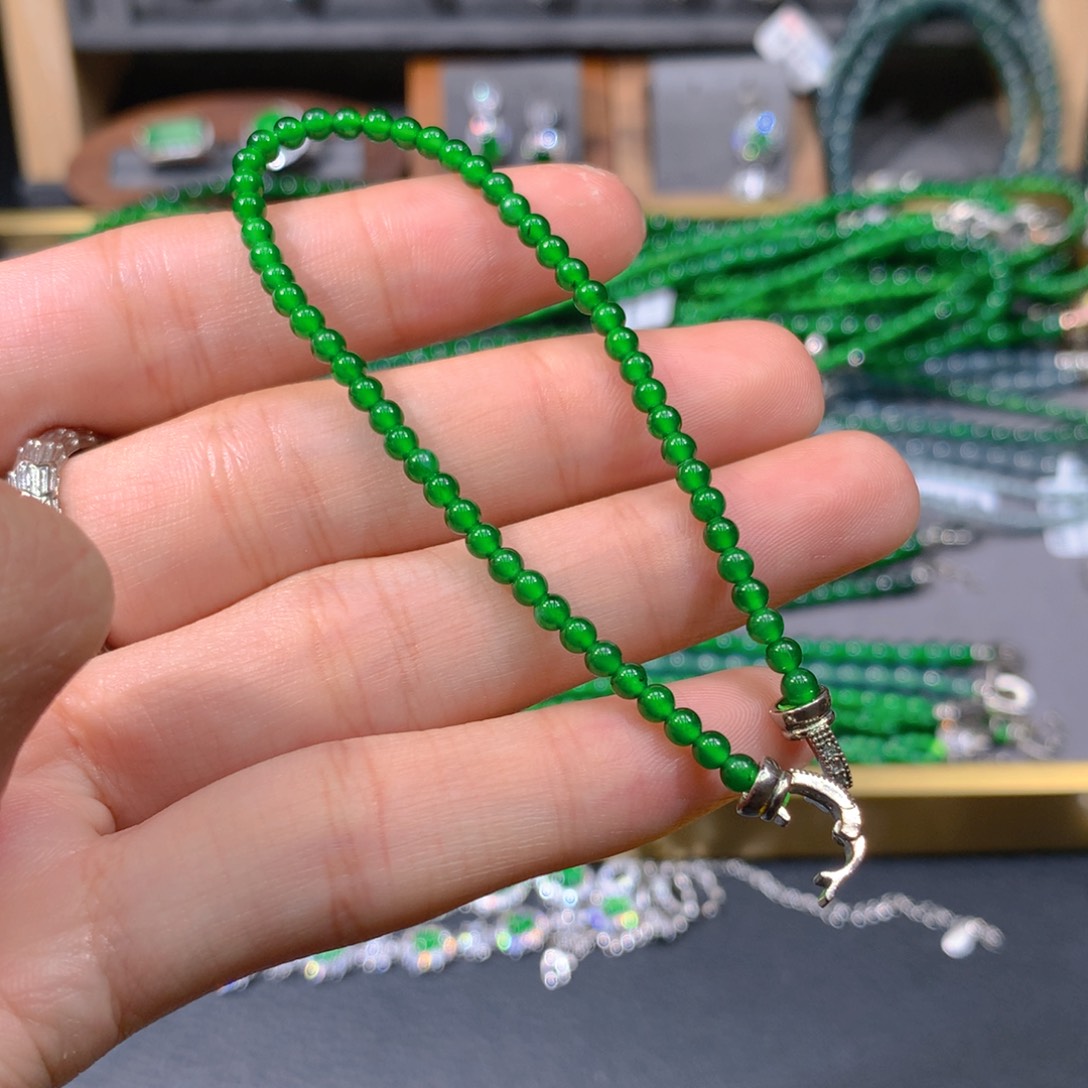 翡翠戒指未镶嵌天然翡翠