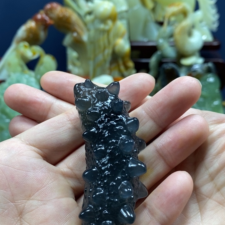 未镶嵌蛇纹石玉珠宝奇石
