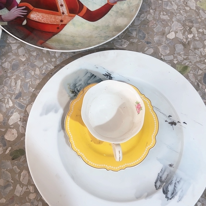 瓷y***e微瑕疵两个大骗子一套咖啡杯