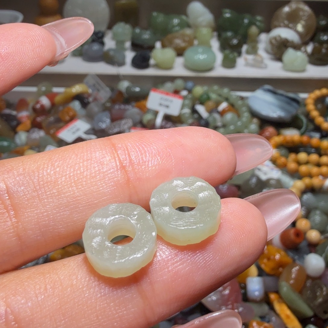 和田玉未镶嵌珠宝奇石