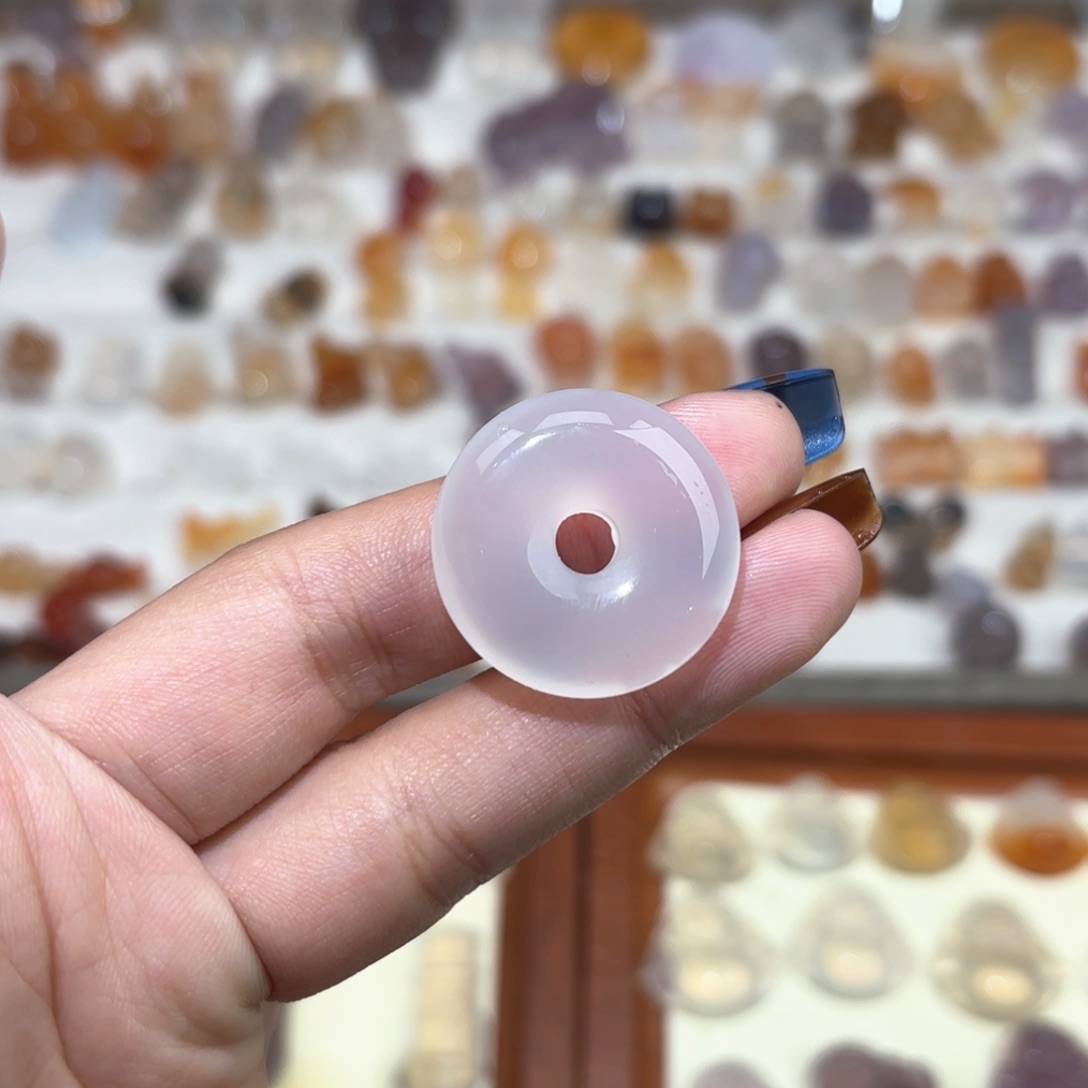 玛瑙/玉髓颈饰未镶嵌5***7