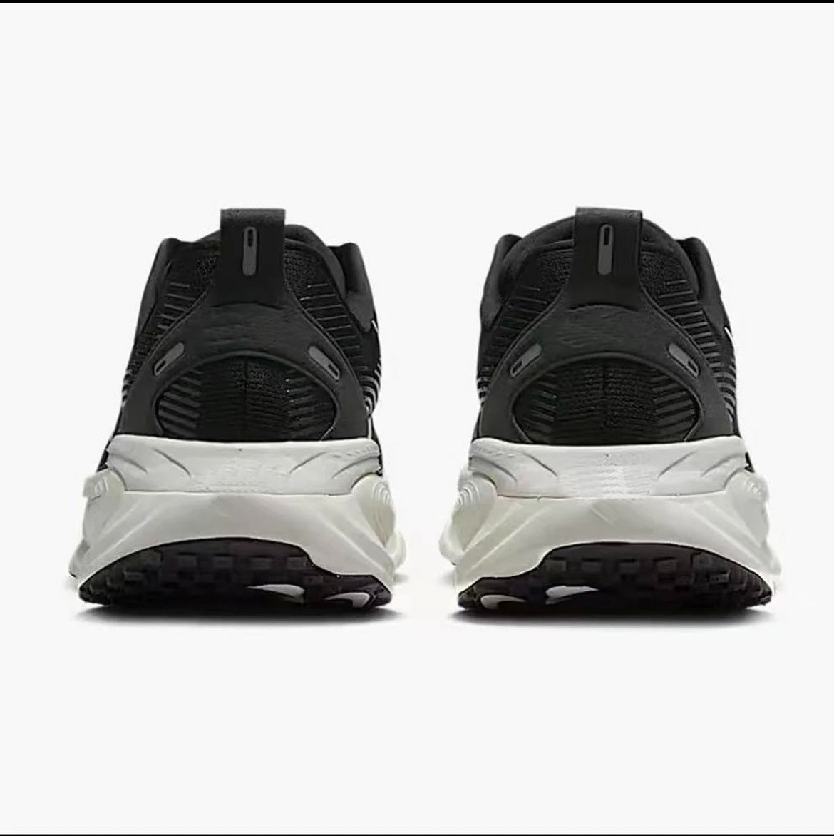 新款v18男女跑步运动透气马拉松网面跑鞋带