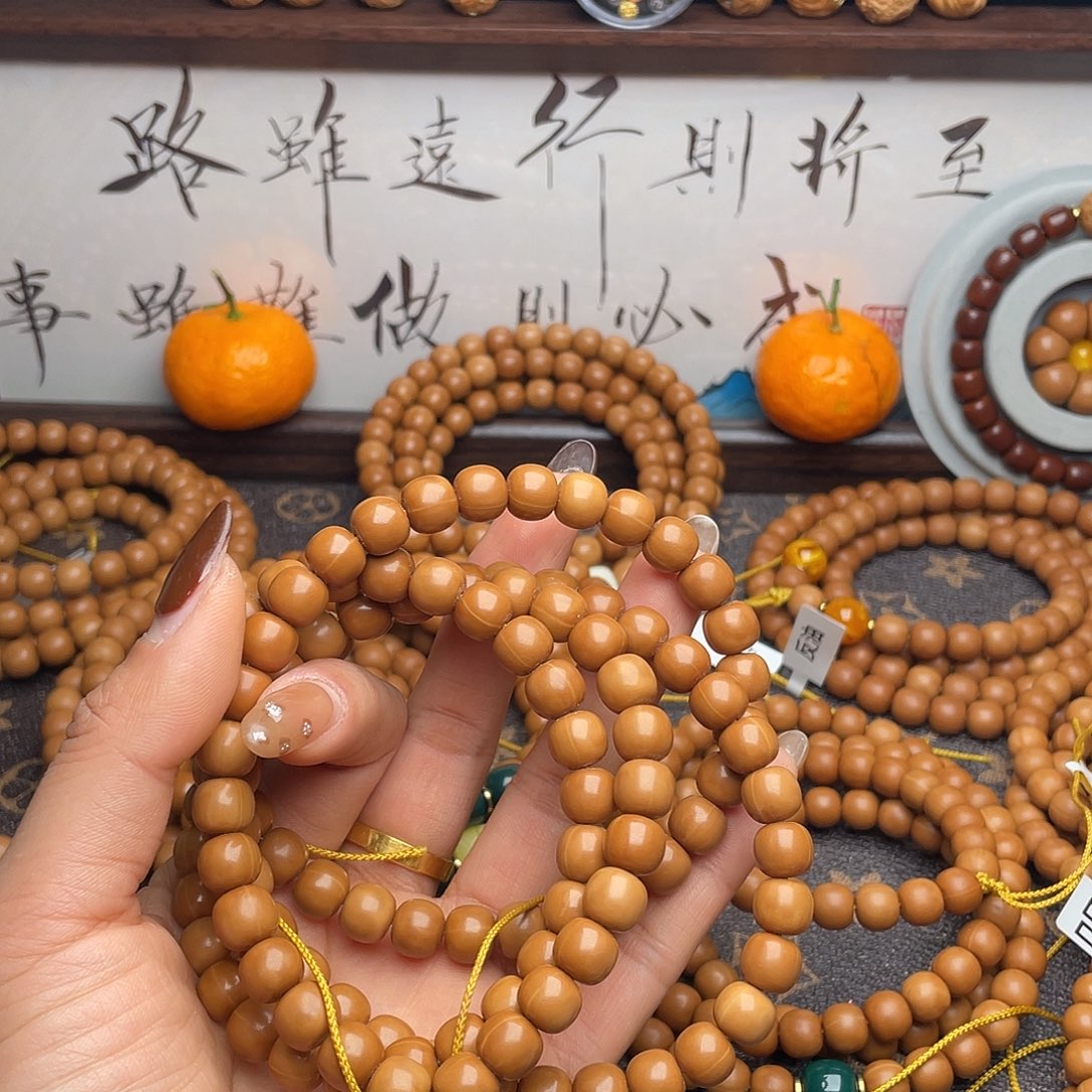 李***书猴头核桃吊坠脖挂108