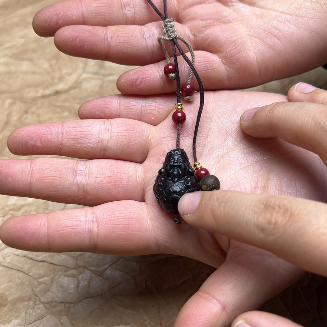 大叶紫檀（黑酸枝木类）