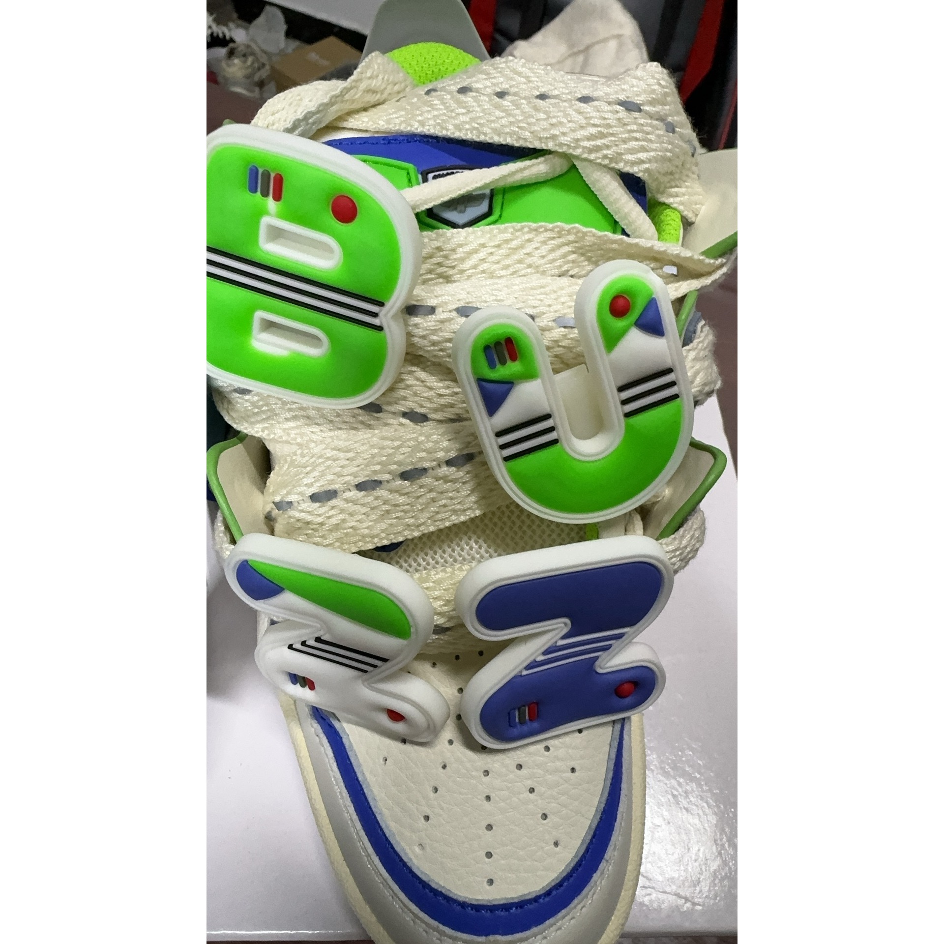 厚底巴斯光年联名夏季休闲滑板鞋男国潮牌厚底情侣面包鞋xx