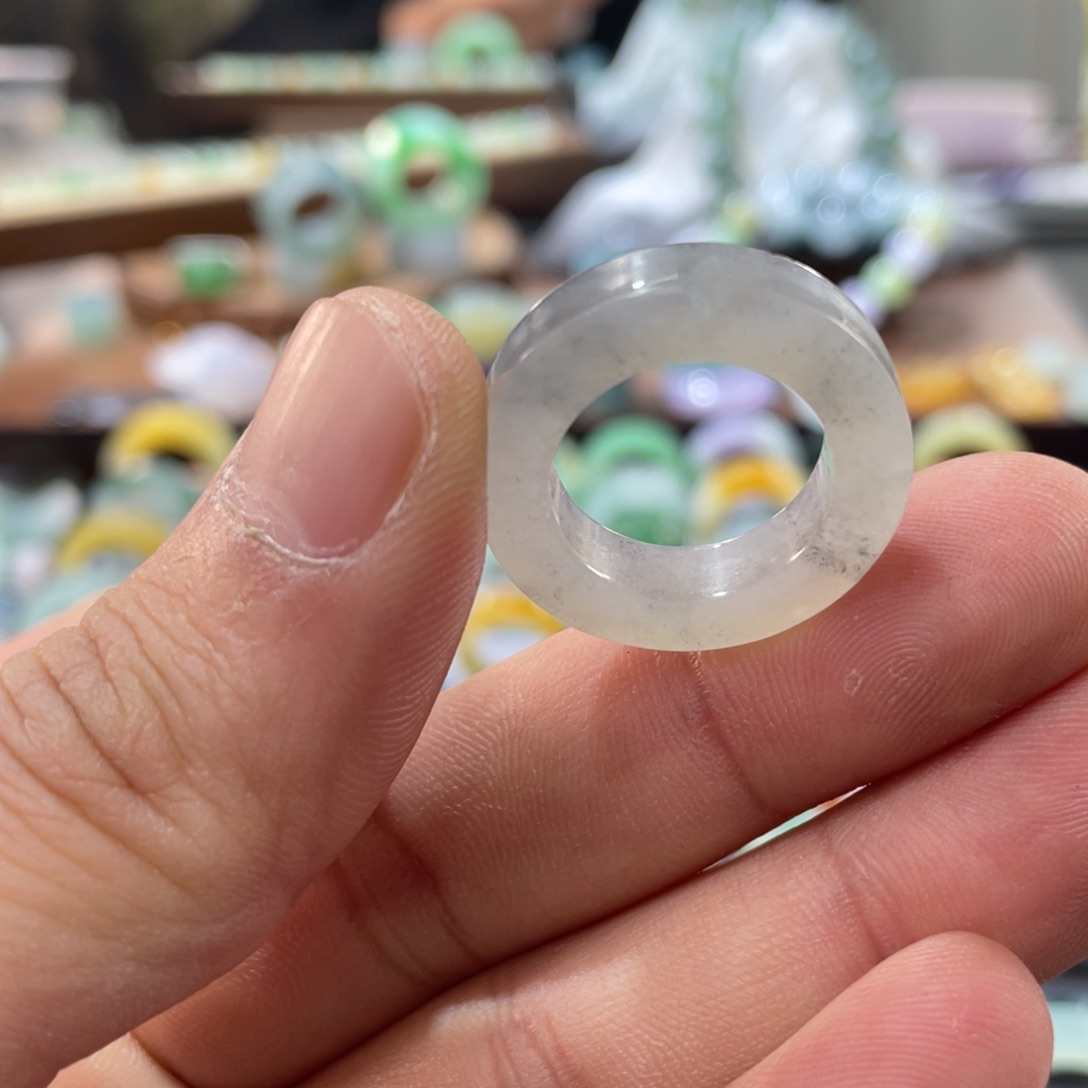 定制翡翠未镶嵌圈口12-16