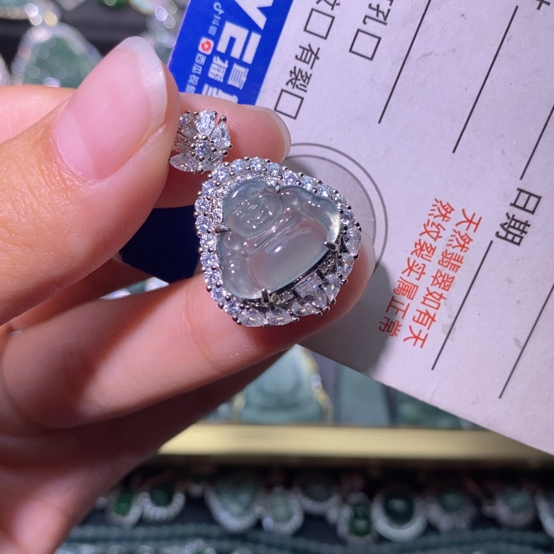 翡翠未镶嵌颈饰天然