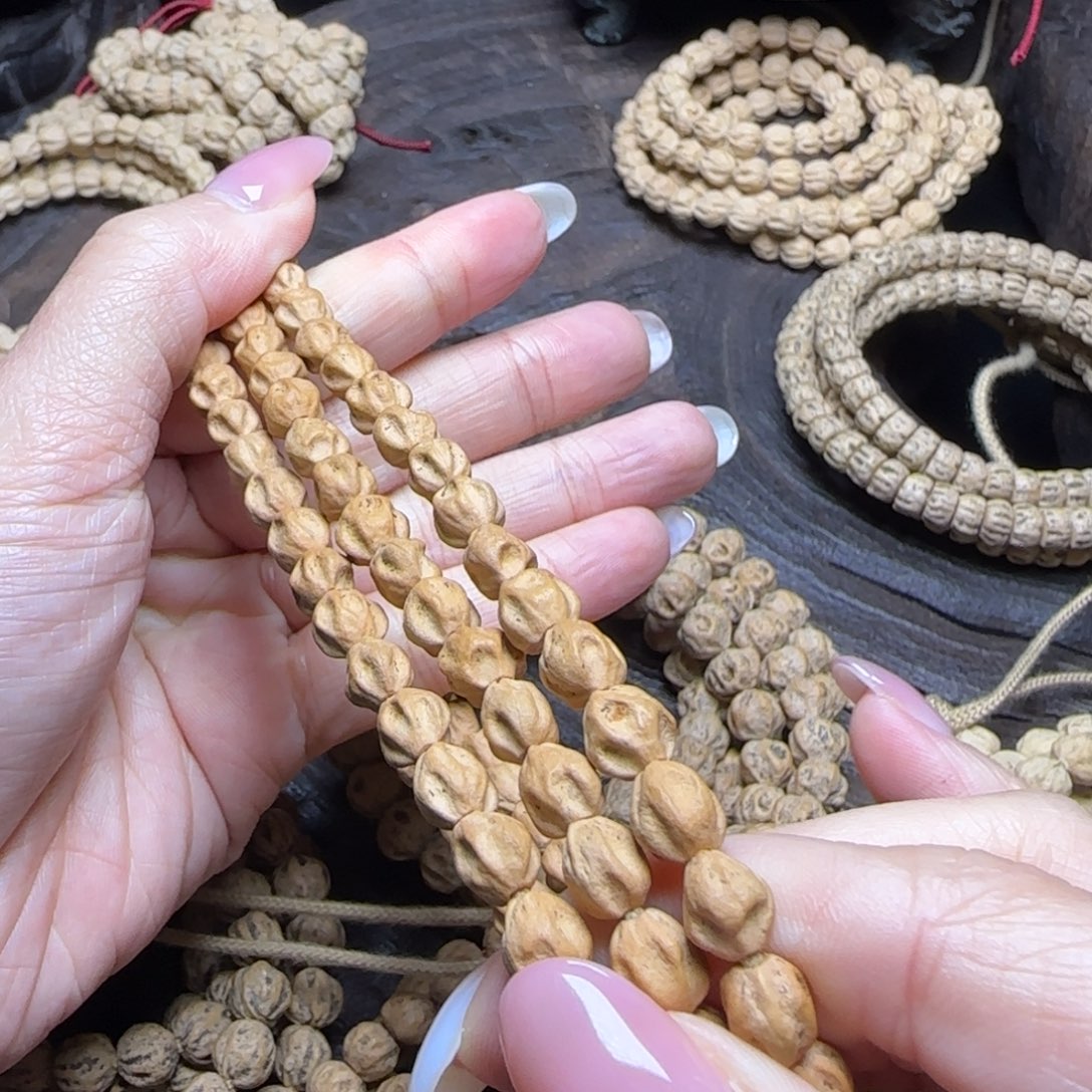 柏香籽/百香籽手串蟹***厨